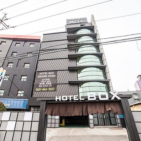 Gunsan Hotel Box Екстер'єр фото